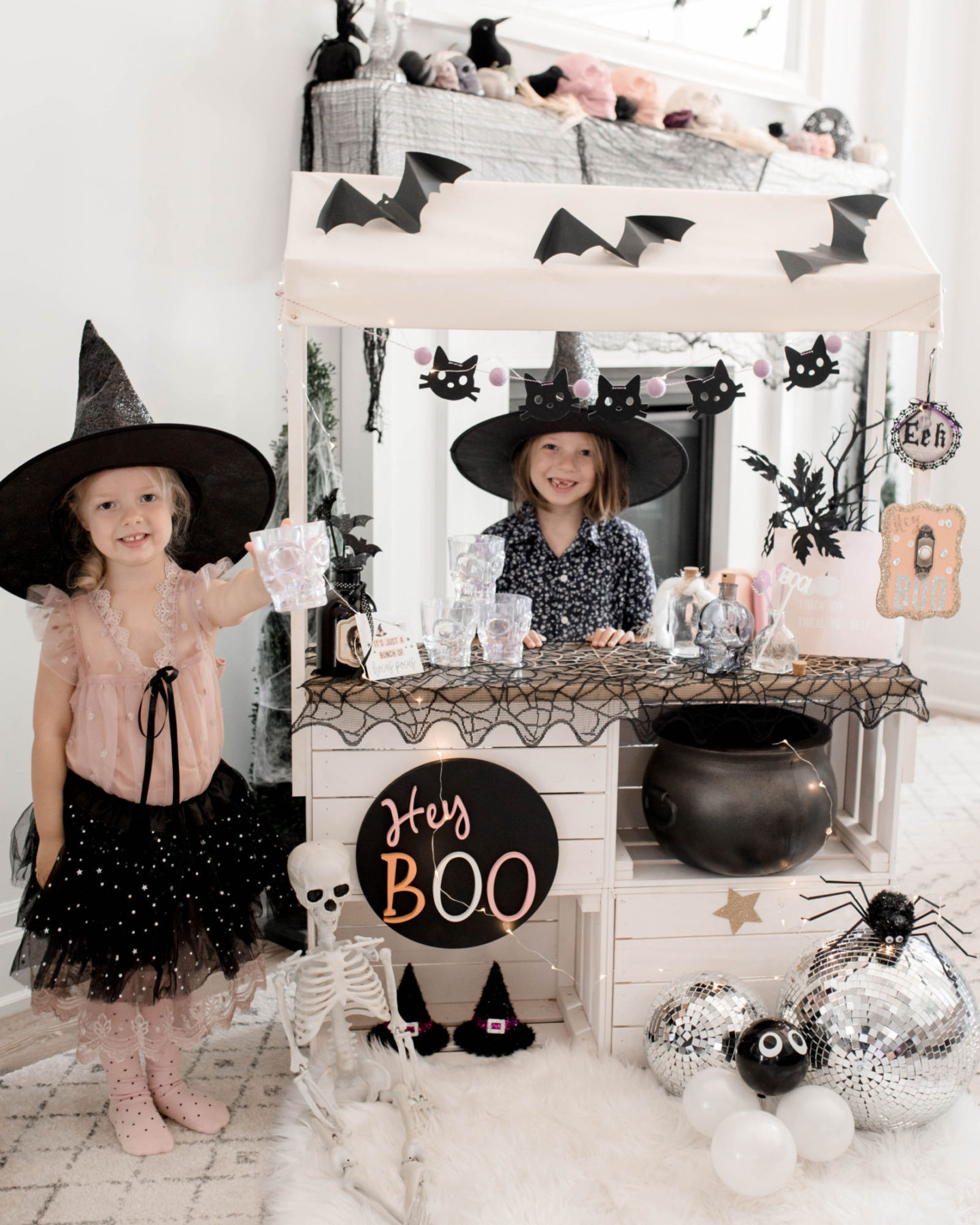 Halloween Witches’ Brew Market Stand